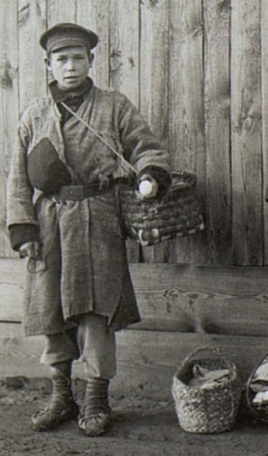 Якими були діти на Волині сотню років тому. РЕТРОФОТО