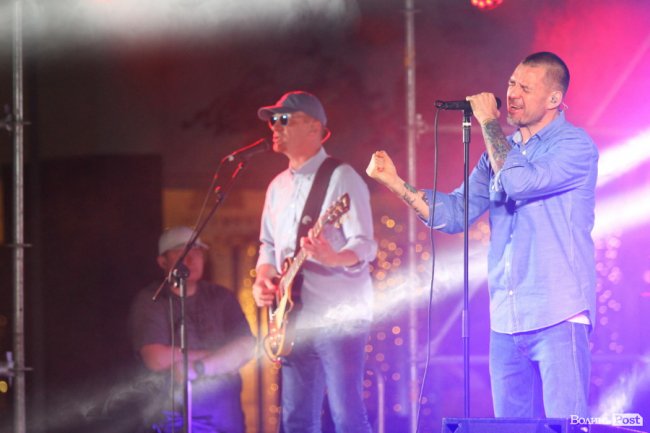 Як це було: фото грандіозного концерту «Ляпис 98» у «ПортCity»