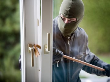 Крав усе, що залишалося без нагляду господарів: 37-річного волинянина судили удесяте