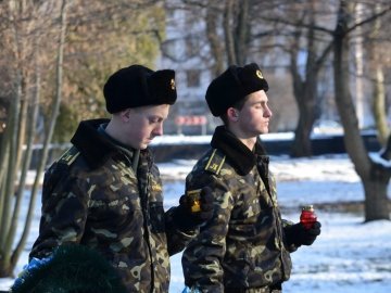У Луцьку вшановували постраждалих чорнобильців. ФОТО