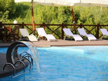 Парково-готельний комплекс Equides Club*