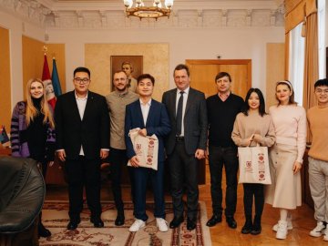 У ВНУ студентів з Китаю привітали з новим роком, який вони відзначають за  східним календарем