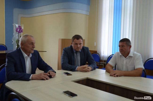 Зручно та сучасно: у селищі на Волині відкрили пункт видачі дозволів на міжнародні перевезення. ФОТО