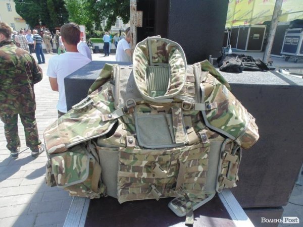 У Луцьку презентували «волинський народний бронежилет». ФОТО