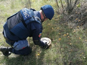 На деокупованій Донеччині сапери з Волині знищили понад 110 боєприпасів, які залишили окупанти