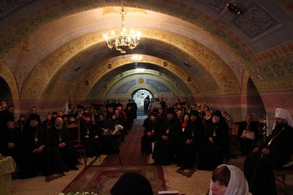 Волинський владика  став доктором філософії. ФОТО