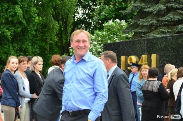 Антифашистська акція Партії регіонів у Луцьку. ФОТО