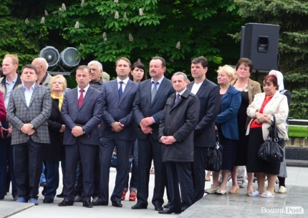 Антифашистська акція Партії регіонів у Луцьку. ФОТО