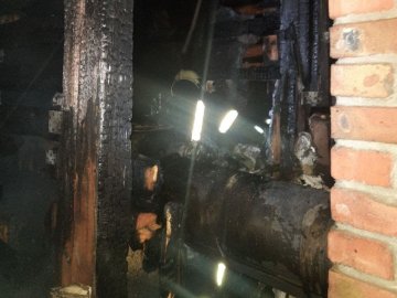 У селі біля Луцька горіла дерев’яна котельня