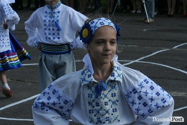 У Луцьку пролунав останній дзвінок. ФОТО