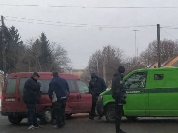 У Луцьку інкасаторське авто потрапило в ДТП. ФОТО