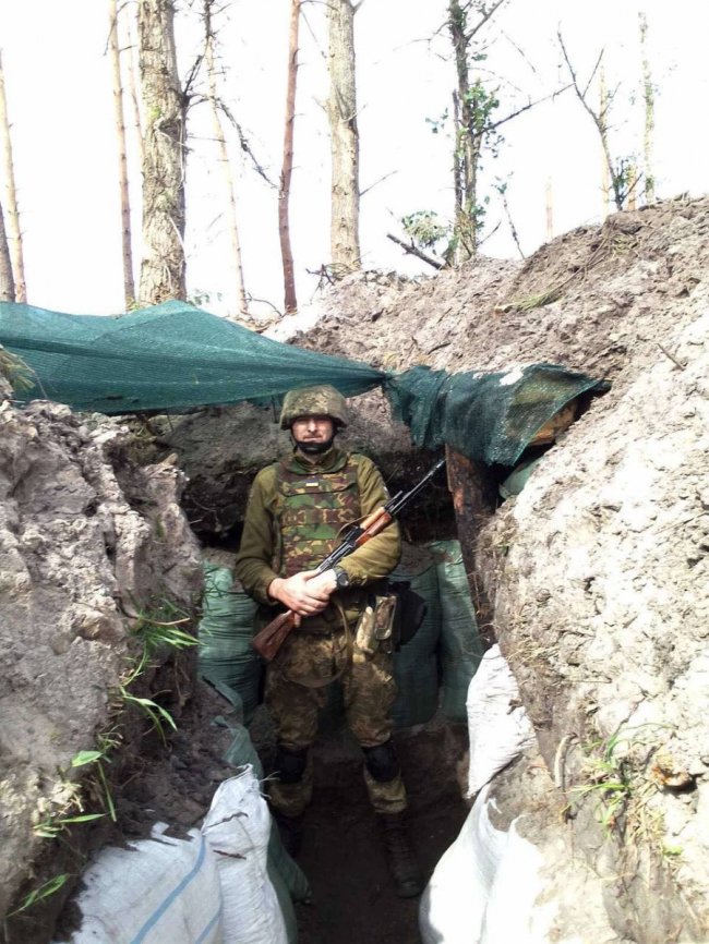 Дружина полеглого воїна Миколи Харківця просить присвоїти йому звання «Герой України»
