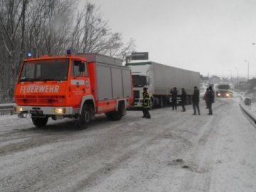 На трасі  Київ-Ковель-Ягодин обмежили рух транспорту
