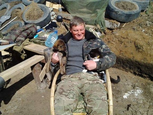 Фото з передової: військові та їх улюбленці. ФОТО