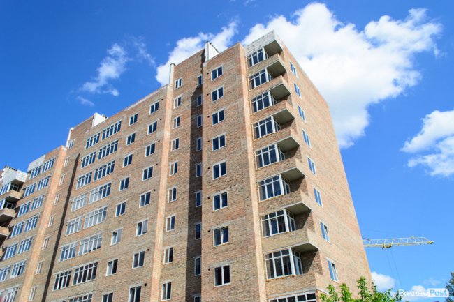 Будівництво триває: як у Луцьку «розростається» яскравий ЖК «Caramel Residence». ФОТО*