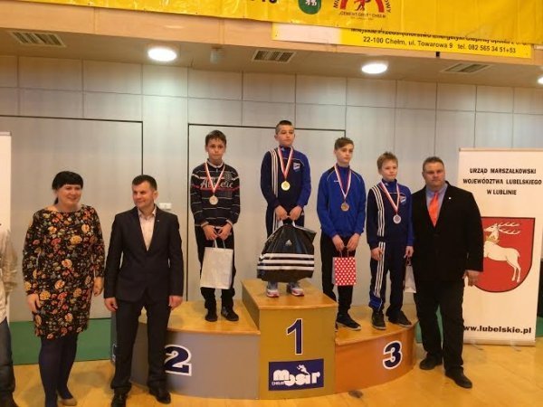 Луцькі борці привезли нагороди з Холму. ФОТО