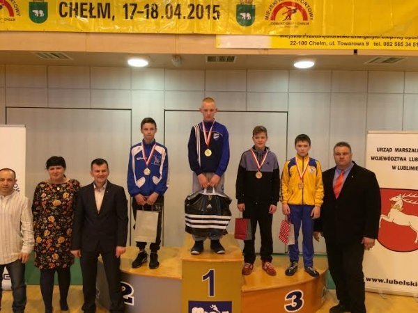 Луцькі борці привезли нагороди з Холму. ФОТО