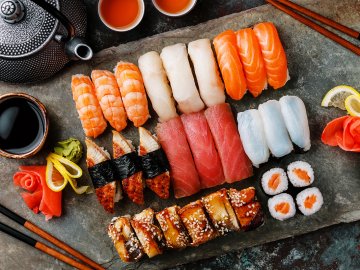 Доставка їжі в Баку - як замовляти та смакувати суші*
