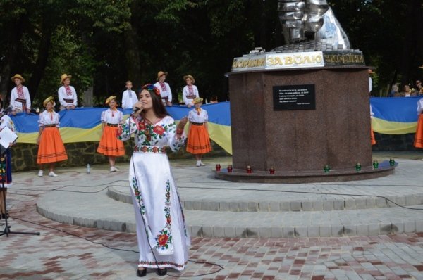 Пам’ятник «Борцям за волю України» відкрили в Ковелі. ФОТО