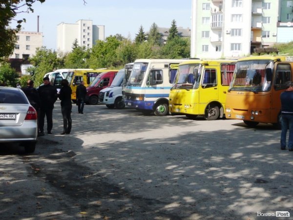 Волинь перша запустить приміський автобус для інвалідів-візочників. ФОТО