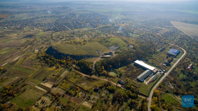 Неймовірні краєвиди волинського селища показали з висоти. ВІДЕО