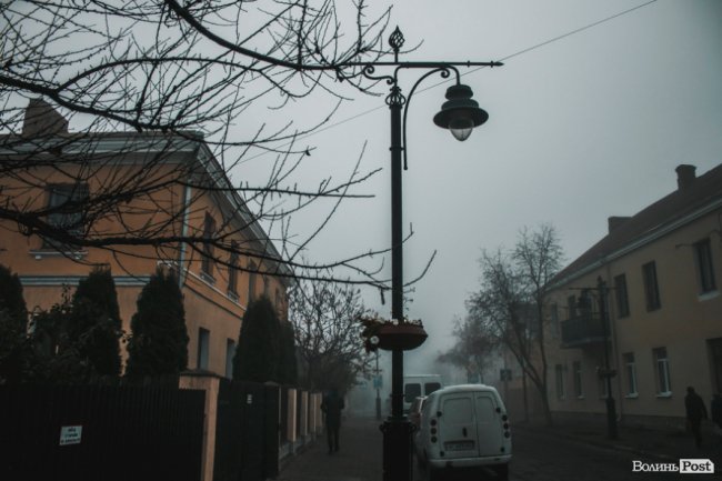 Туманний Луцьк: неймовірні фото 