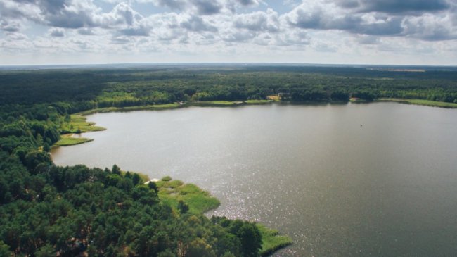 Волинський фотограф поділився захопливими світлинами озера Пісочного. ФОТО