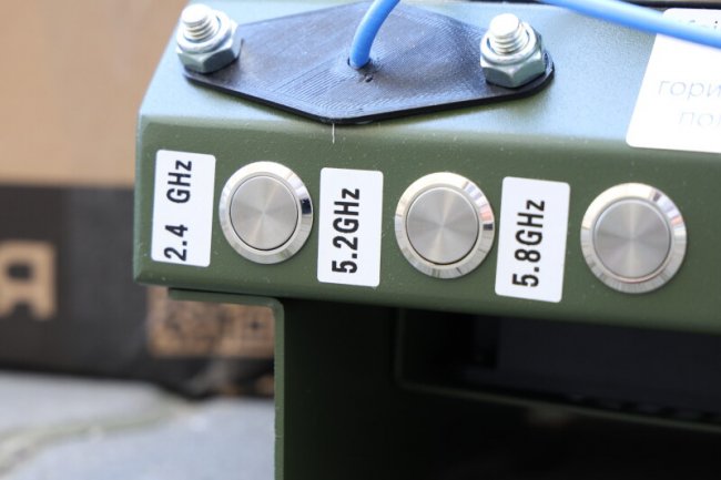 Луцька громада передала воїнам РЕБи, квадрокоптери та дрони. ФОТО