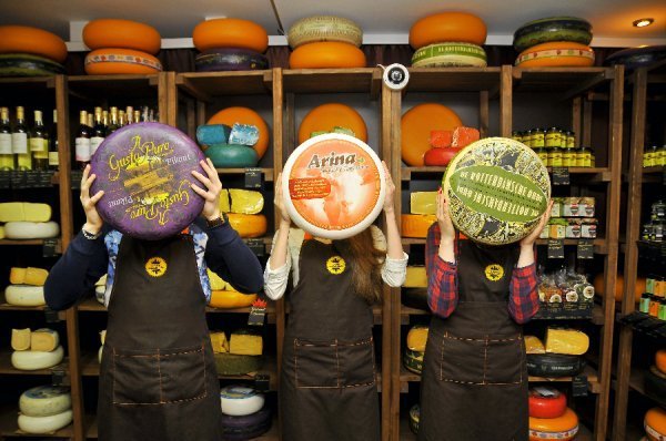 У магазині елітних сирів у Луцьку – суперзнижки*