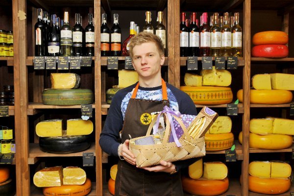 У магазині елітних сирів у Луцьку – суперзнижки*