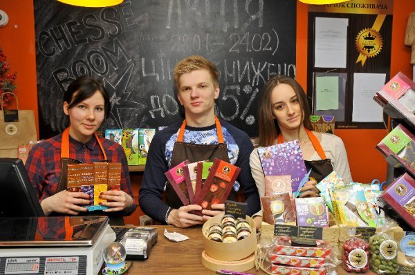 У магазині елітних сирів у Луцьку – суперзнижки*