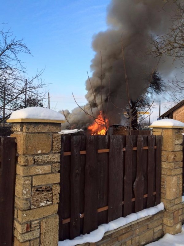 Пожежа у Луцьку: горів будинок на Стрілецькій. ФОТО