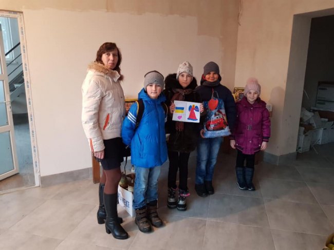 Свято для солдата: волинським бійцям збирають смачні подарунки. ФОТО