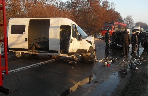 В аварії на Волині постраждало 7 людей. ФОТО