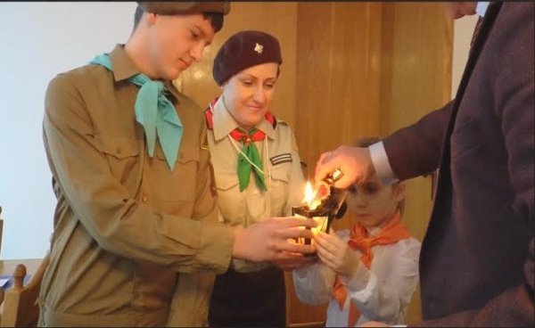 Благодатний Вифлеємський вогонь вже в Нововолинську. ФОТО