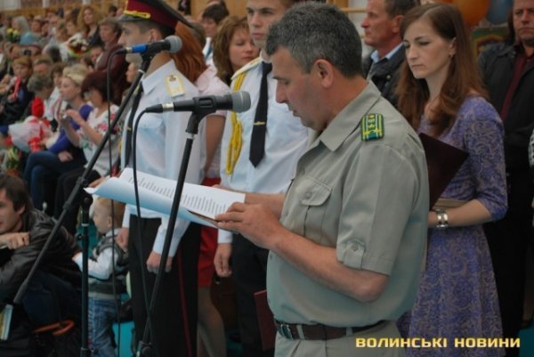 Випускний у луцькому військовому ліцеї. ФОТО
