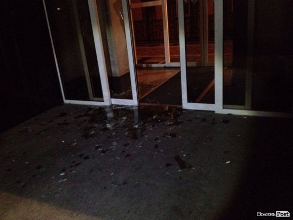 У волинському «Білому домі» порядкували невідомі особи. ФОТО. ОНОВЛЕНО