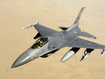 Україна може отримати винищувачі F-16 вже восени, – ЗМІ