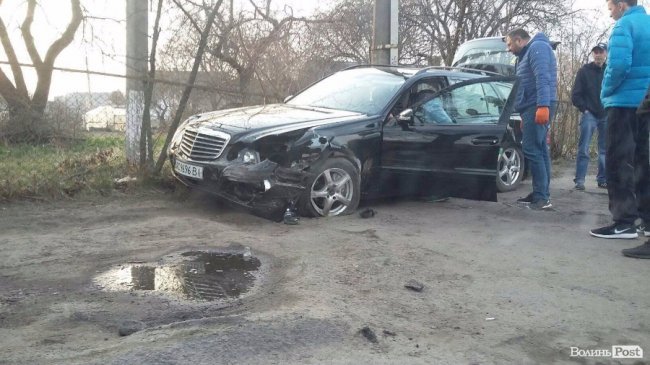 У Луцьку - аварія на перехресті