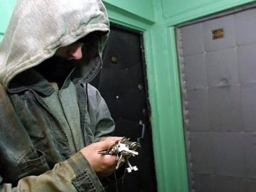 Волинянин обікрав квартиру, підібравши ключ до дверей