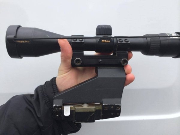 Демобілізований волинянин віддав волонтерам своє військове спорядження. ФОТО