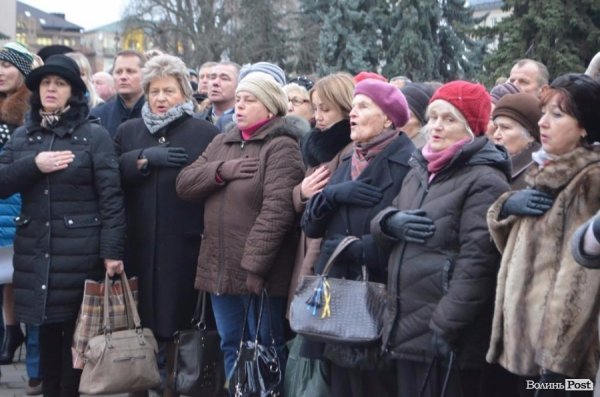 У Луцьку вшанували Героїв Небесної Сотні