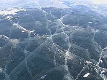 В озері на Волині під час риболовлі втопився чоловік