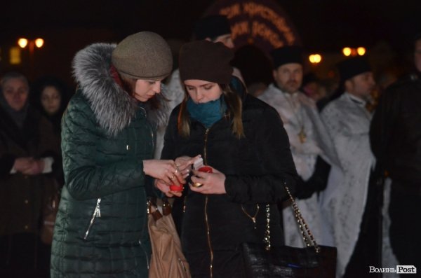 У Луцьку молилися за військовими, які загинули. ФОТО. ВІДЕО