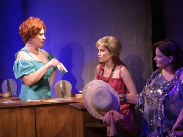 Лучанам покажуть виставу про українських заробітчанок в Італії. ФОТО. ВІДЕО