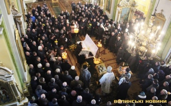 У Луцьку прощалися з Петром Гордійчуком.ФОТО