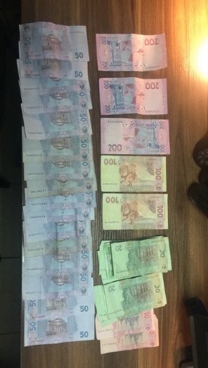 Двох митників на Волині спіймали на хабарі