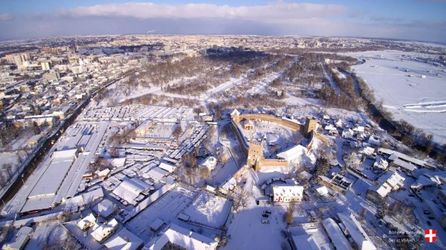 Засніжений Луцький замок з висоти. ФОТО