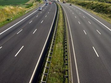 В «Укравтодорі» розповіли, скільки коштуватиме кілометр платної дороги