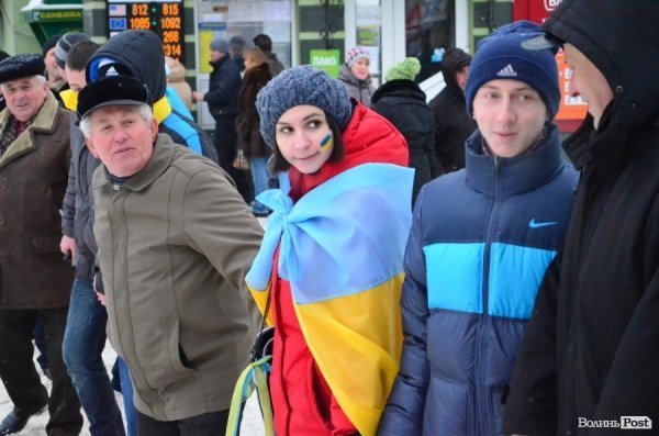 У Луцьку побудували «живий ланцюг». ФОТО